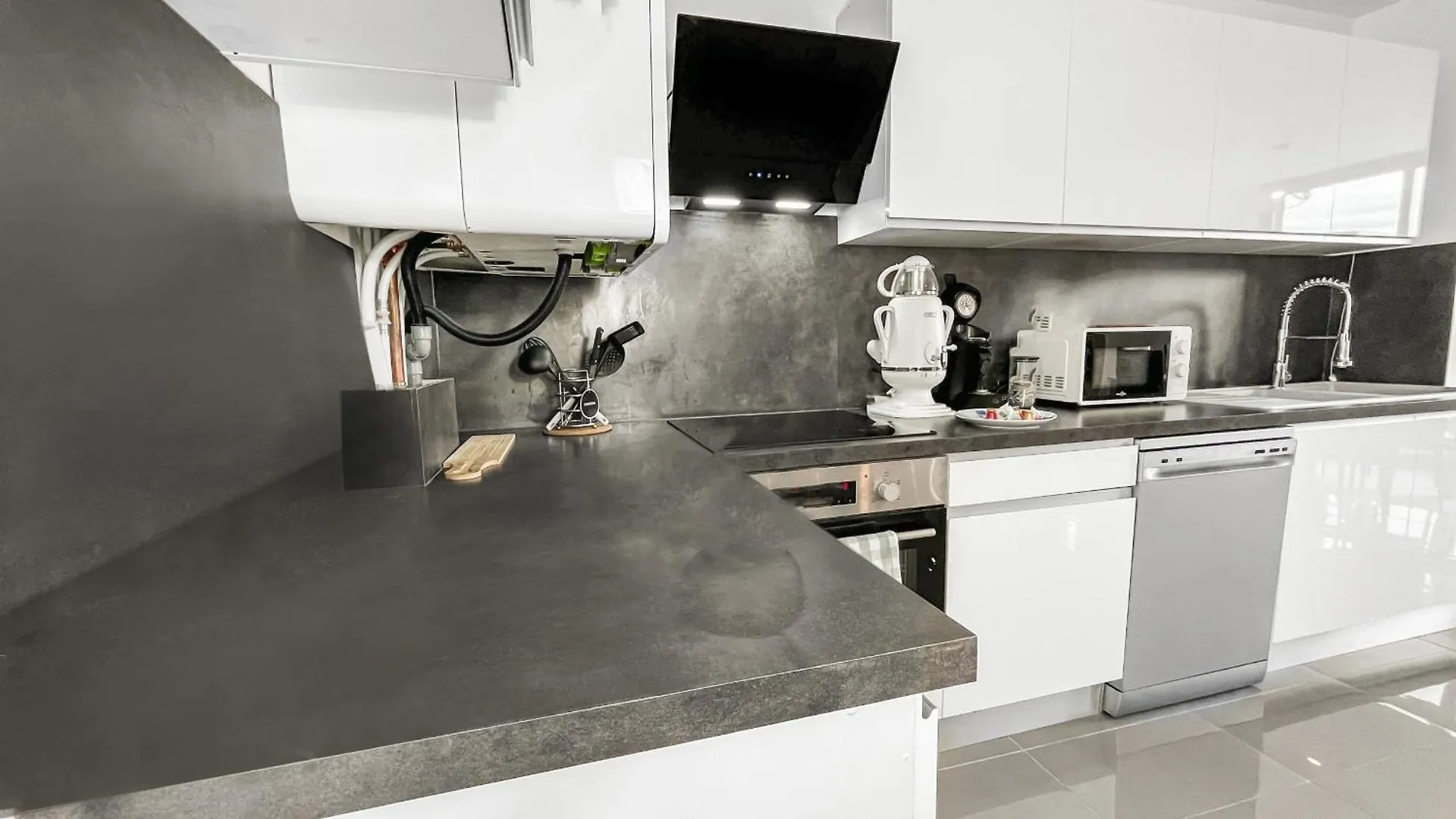 Homey Luxury - Proche Du Centre-Ville, Des Transports, De Geneve Annemasse Apartment